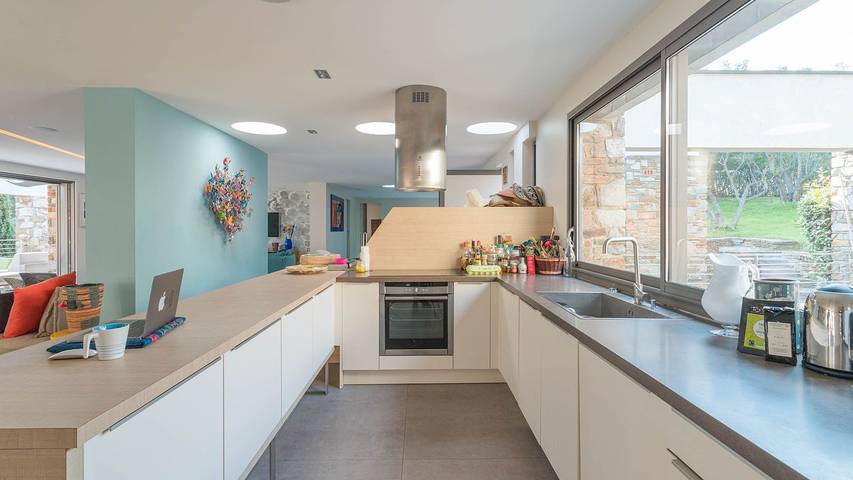 Villa pour 13 personnes, avec piscine à Bormes-les-Mimosas - 4