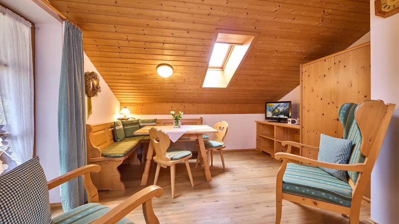 Ganze Ferienwohnung, Ferienwohnung für 2 Personen (32 m²) in Mittenwald in Mittenwald, Bayerische Alpen