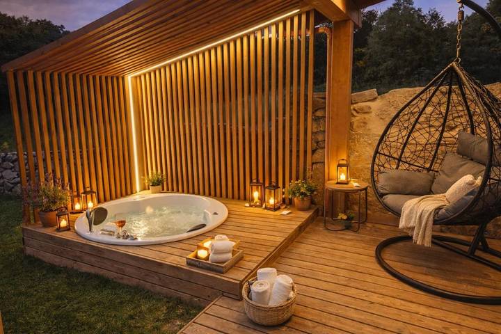 Apartamento de vacaciones para 4 personas, con jacuzzi y jardín - 1