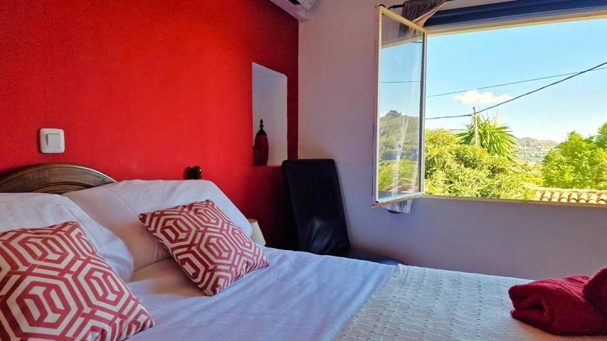 Chalet para 12 personas, con jardín además de piscina y vistas, Familias con niños en Provincia de Valencia - 4