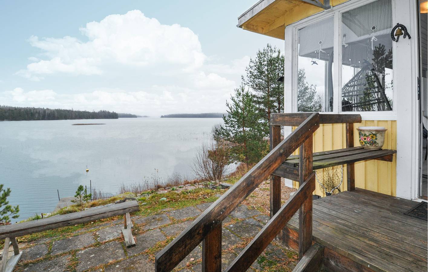 Ferienhaus für 6 Personen mit Seeblick in Örebro und Umgebung