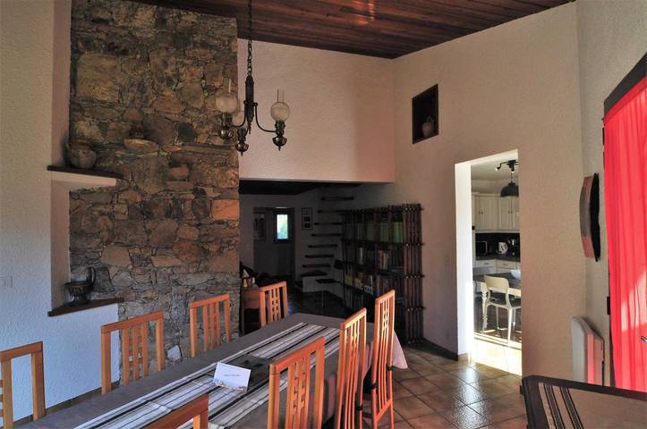 Gîte pour 8 personnes, avec piscine ainsi que jardin et terrasse à Laroque-des-Albères - 4