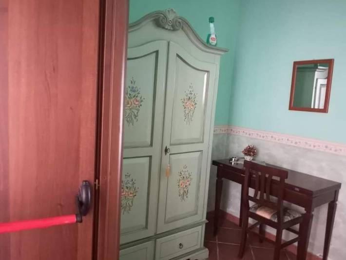 B&b per 2 persone, con panorama e balcone in Paola