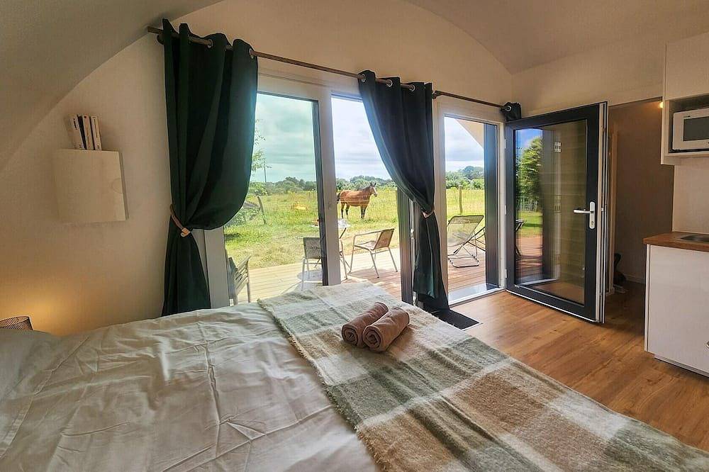 Ganze Wohnung, Studio-Ecolodge  2P-Ensuite mit Bad in Baden, Côte des Mégalithes