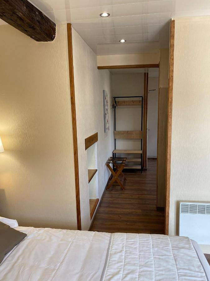 Hôtel pour 3 personnes, avec vue à Senonches - 4