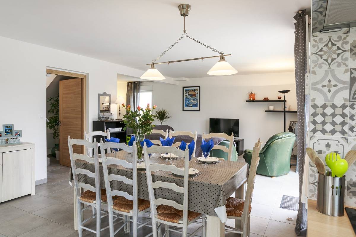 Ty Bourg in Plougrescant, Côte de Granit Rose