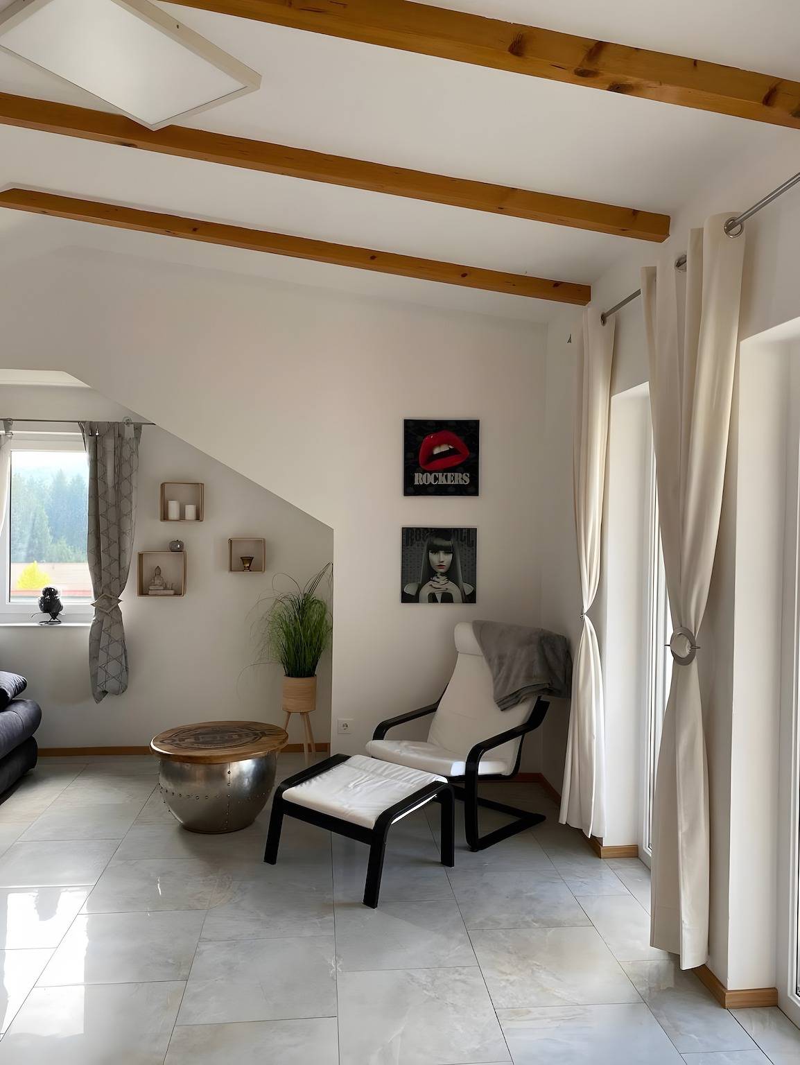 Ganze Wohnung, Apartment „Gamlitz“ mit Bergblick, Balkon und Wlan in Gemeinde Gamlitz, Steirerland