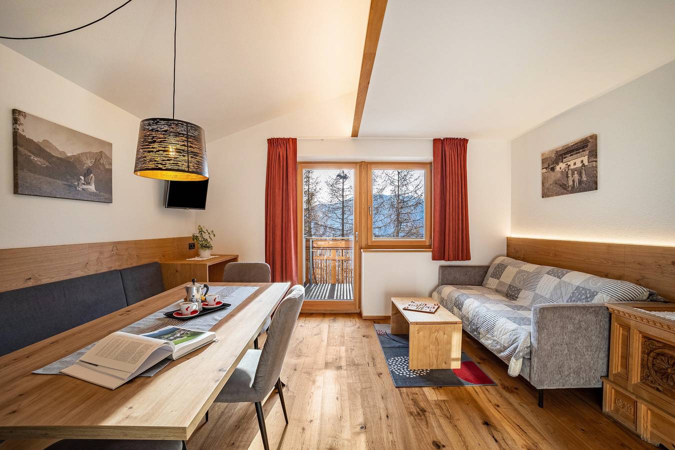 Ganze Wohnung, Ferienwohnung 'Hubertus - Wasserfallspitz' mit Bergblick, privater Terrasse und Wi-Fi in Ahornach, Sand in Taufers
