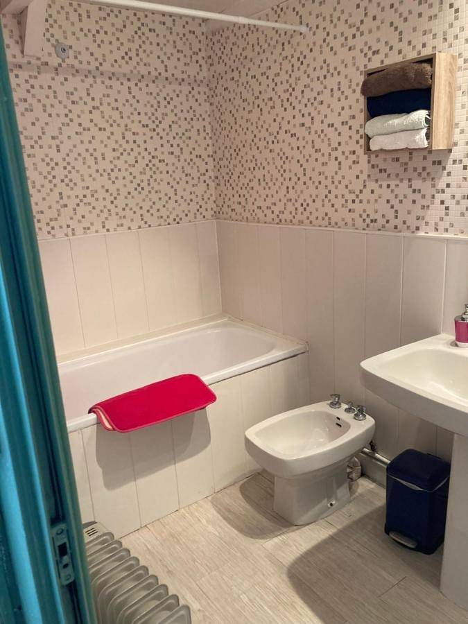 Location de vacances pour 3 personnes, avec jardin à Cléguérec - 4