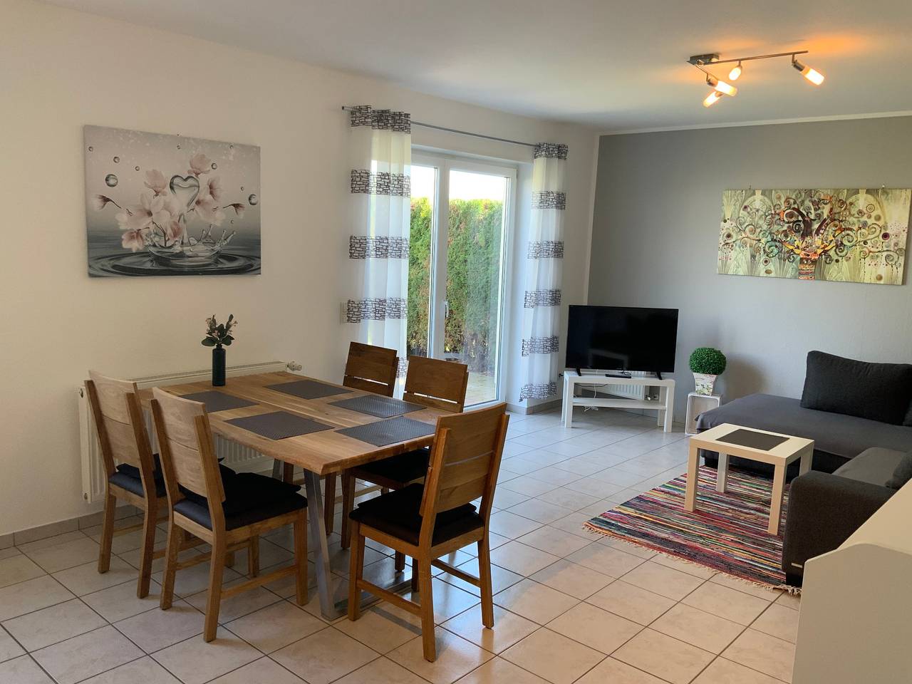 Ganze Ferienwohnung, Bella Vita Fewo 5 in Harthausen, Rheinebene