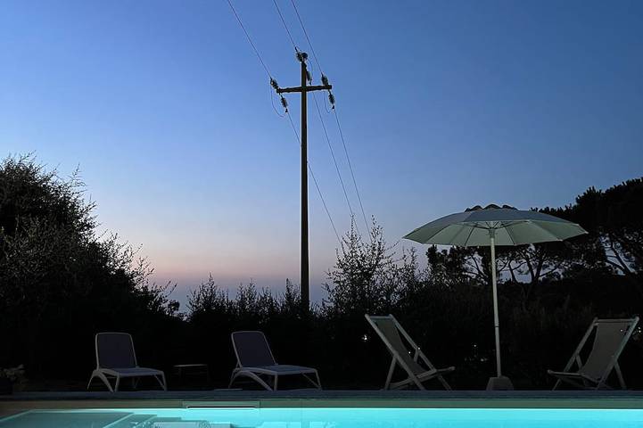 Ferienwohnung für 3 Personen, mit Pool und Garten, mit Haustier
