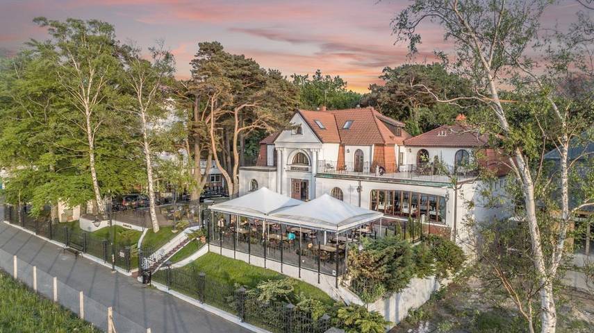 Apartament wakacyjny dla 2 osób, z widok i ogród w Jastrzębia Góra