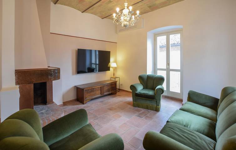 Spazioso appartamento con giardino, wifi gratuito e parcheggio vicino al centro di Spello in Spello, Perugia e dintorni