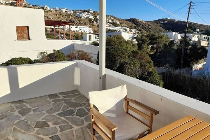 Gîte pour 2 personnes, avec balcon dans Chora (Ios)
