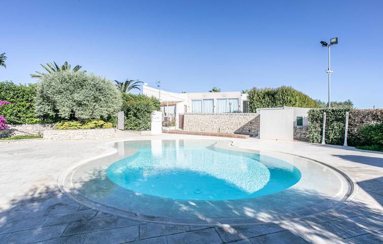 Exklusive Wohnung am Pool mit Parkplatz & WiFi in Modica, Ragusa Provinz