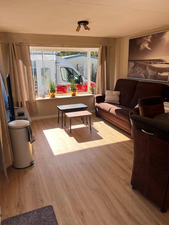 Chalet voor 4 personen, met zwembad en tuin in Hardenberg