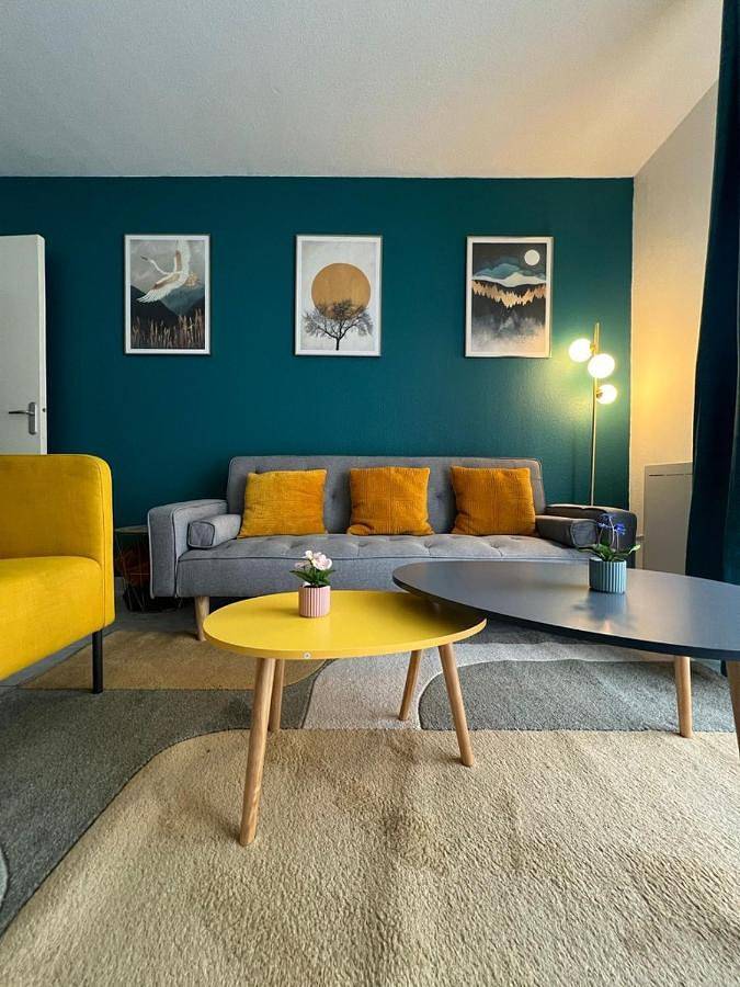 Appartement de vacances pour 3 personnes, avec terrasse ainsi que piscine et vue