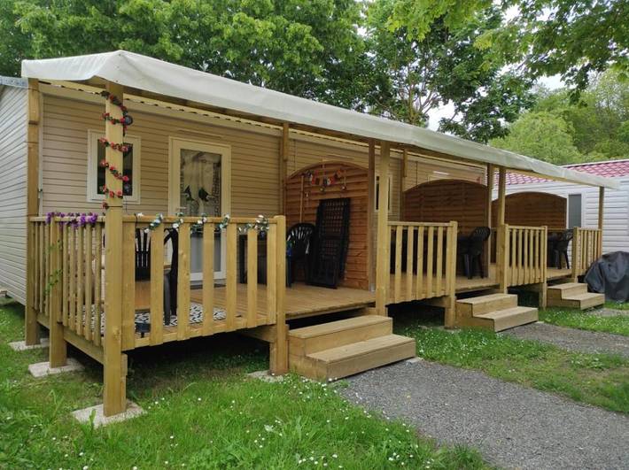 Camping pour 4 personnes, avec vue sur le lac ainsi que vue et jardin dans Fontenay-le-Comte - 2