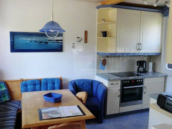 Bungalow für 4 Personen, mit Terrasse und Garten