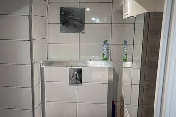 Appartement De Vacances pour 2 Personnes dans Suresnes, Hauts-de-Seine, Photo 2