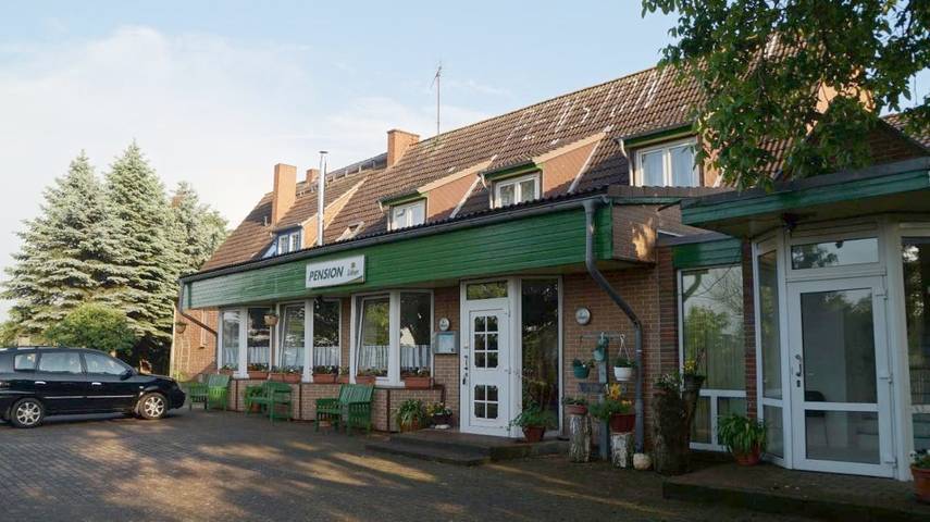 Ferienhaus für 3 Personen, mit Garten und Ausblick sowie Seeblick