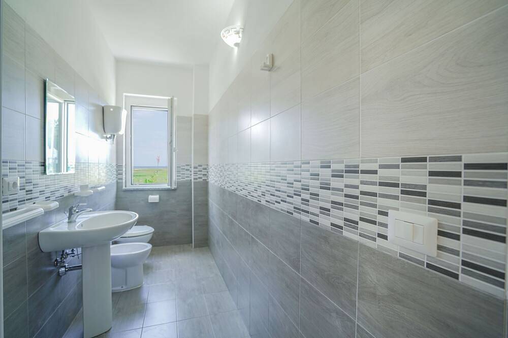 Apartamento entero, Apartamentos Confort in Zambrone, Provincia de Vibo Valentia