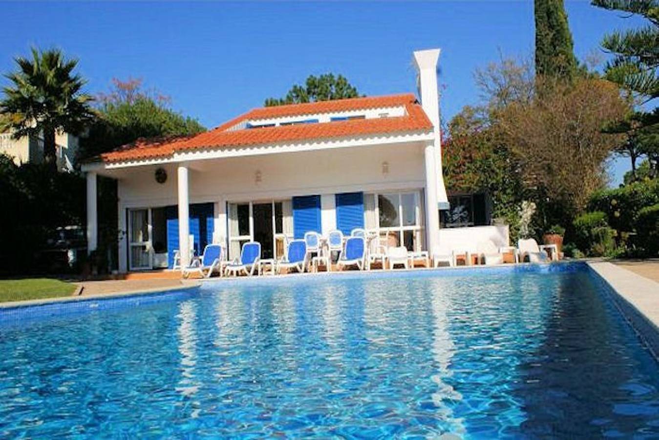 Villa Quadradinhos 3Q, 4-bedroom villa with Private Pool, Ac, Short Walk to Praca in Vale do Lobo, Almancil