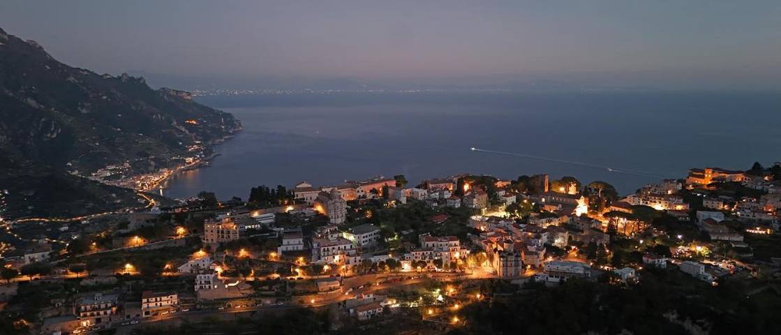 Location de vacances pour 3 personnes, avec jardin et jacuzzi à Scala - 2