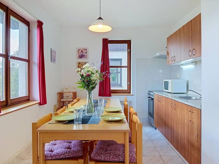 Ferienhaus für 8 Personen, mit Ausblick und Garten sowie Terrasse in Tschechien - 3
