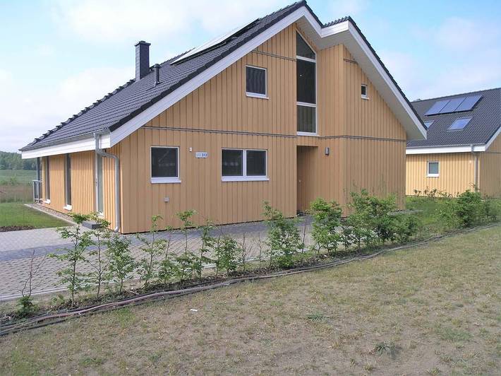 Ferienhaus für 8 Personen, mit Garten und Sauna sowie Whirlpool in Mirow