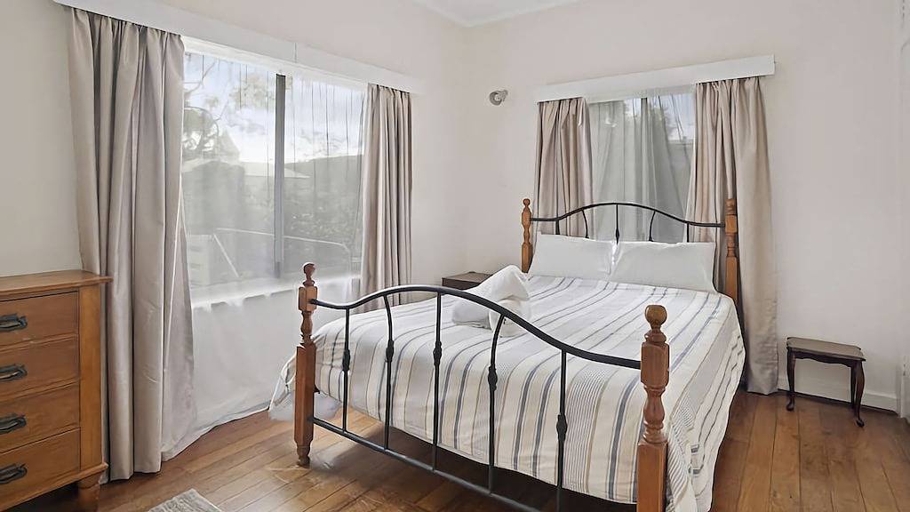 Holiday Home for 6 People in Busselton, Western Australia