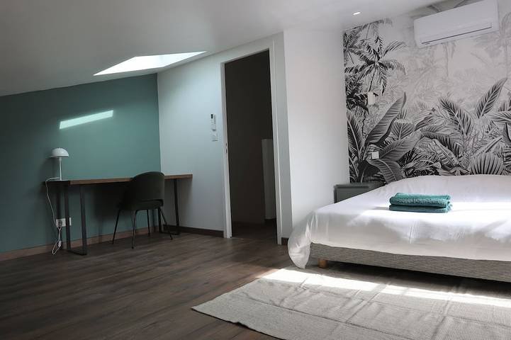Quiet house near train station & town center. Pets welcome! in Brive-la-Gaillarde, Brive-la-Gaillarde region