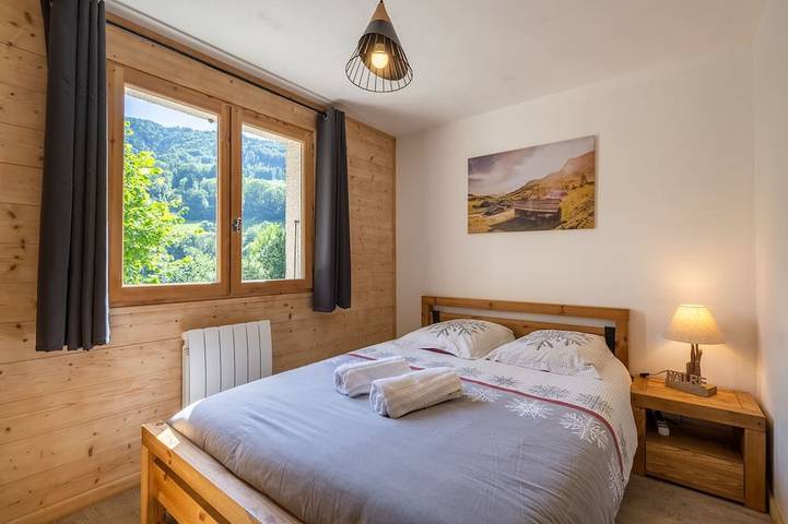 Gîte pour 4 personnes, avec terrasse et jardin à Les Clefs - 2