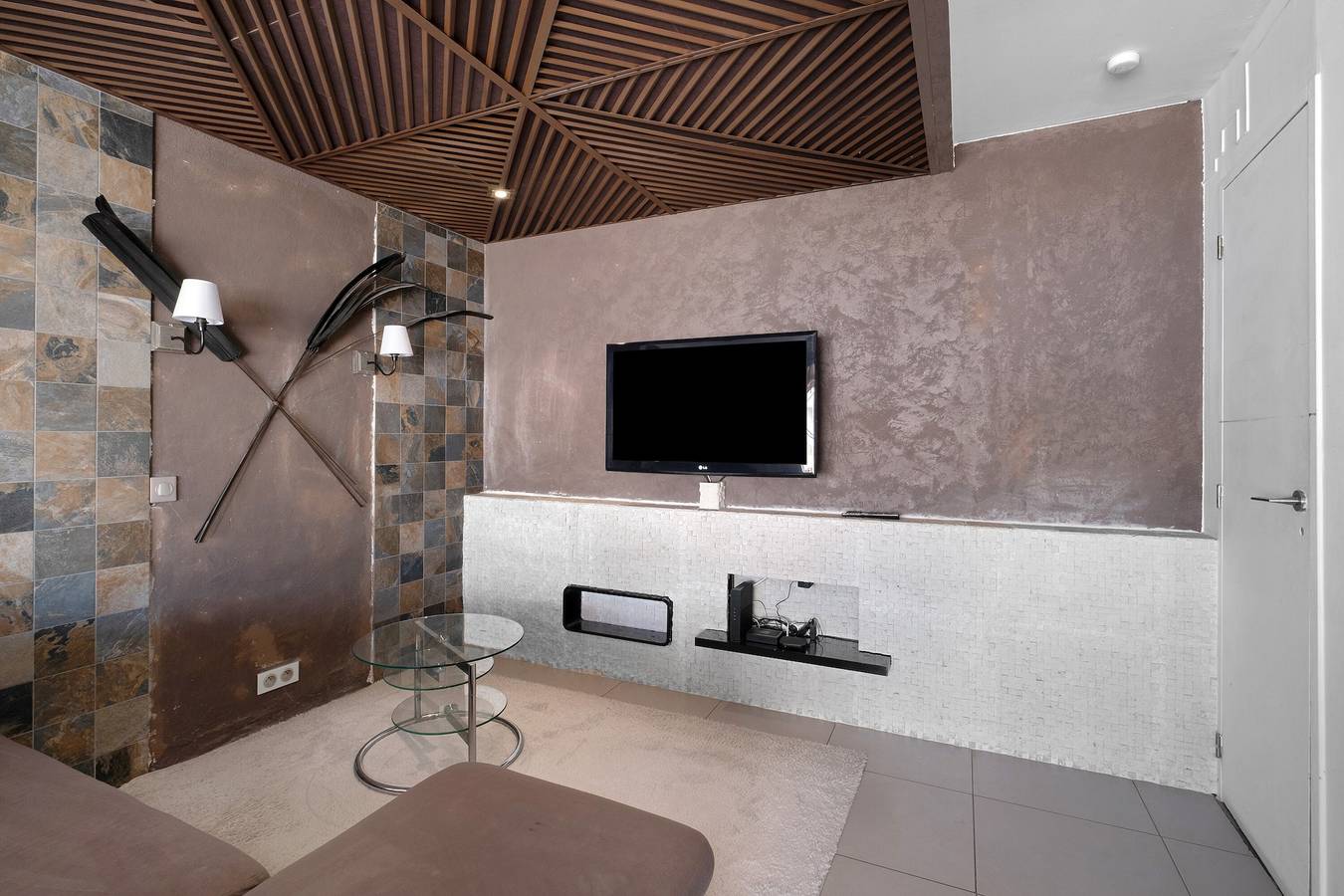 Appartement entier, Appartement « Le Maera » avec balcon, Wi-Fi et climatisation in Golfe-Juan, Vallauris
