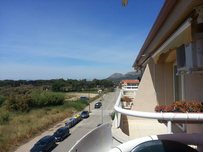 Location de vacances pour 4 personnes, avec piscine et balcon à Els Griells