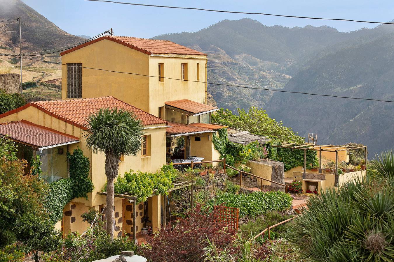 Casa vacacional 'Mirador de la Abuela' con vistas al mar, 2 terrazas y Wi-Fi in Gáldar, Gran Canaria Norte