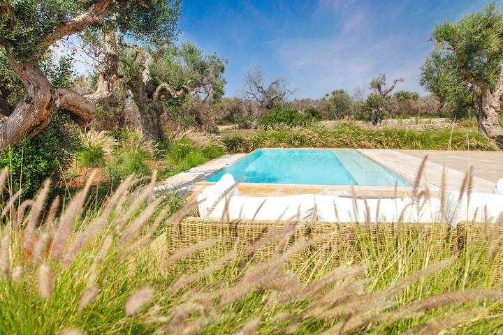 Gehobene Natursteinvilla mit 2 Pools und Meerblick in Castrignano del Capo, Golf von Tarent