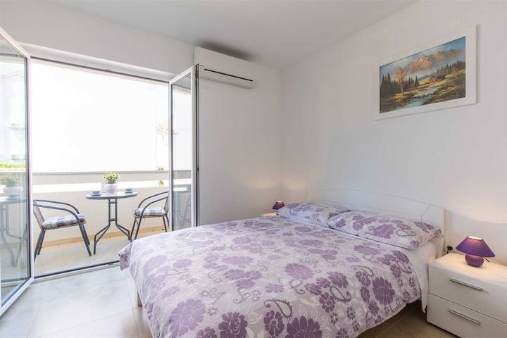 Casa de férias para 2 pessoas, com varanda em Krk