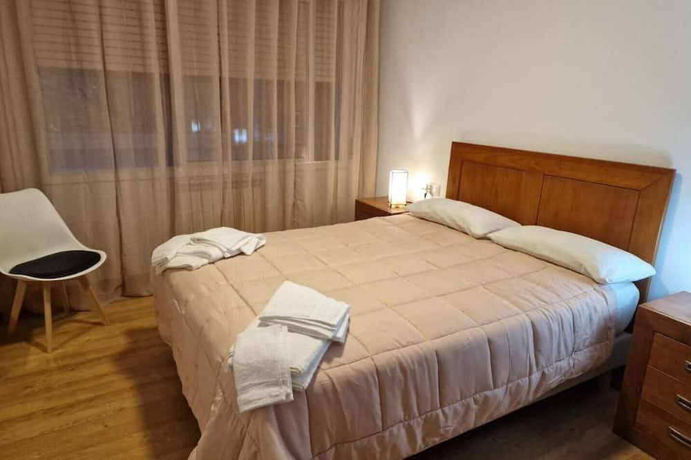 Entire apartment, Lovely Balaídos in Vigo, Rías Baixas