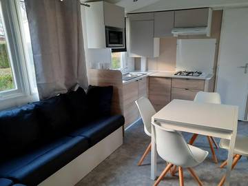 Camping pour 8 Personnes dans Vic-sur-Seille, Parc naturel régional de Lorraine, Photo 2