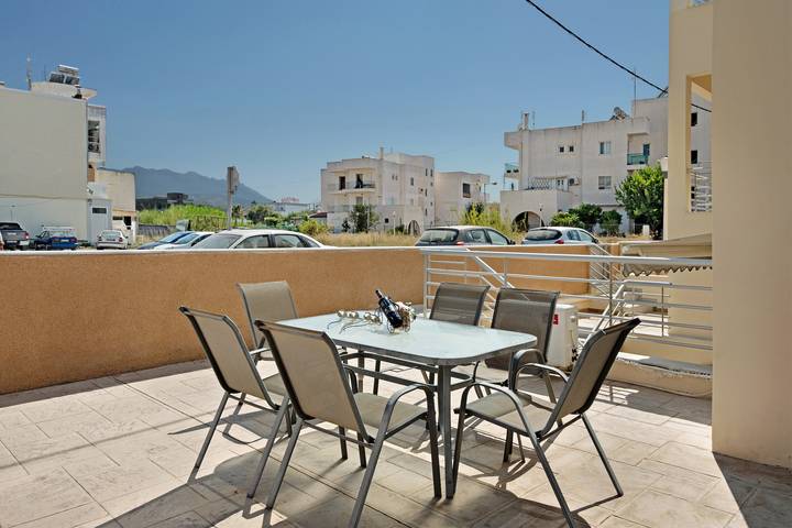 Gîte pour 6 personnes, avec balcon dans Cos