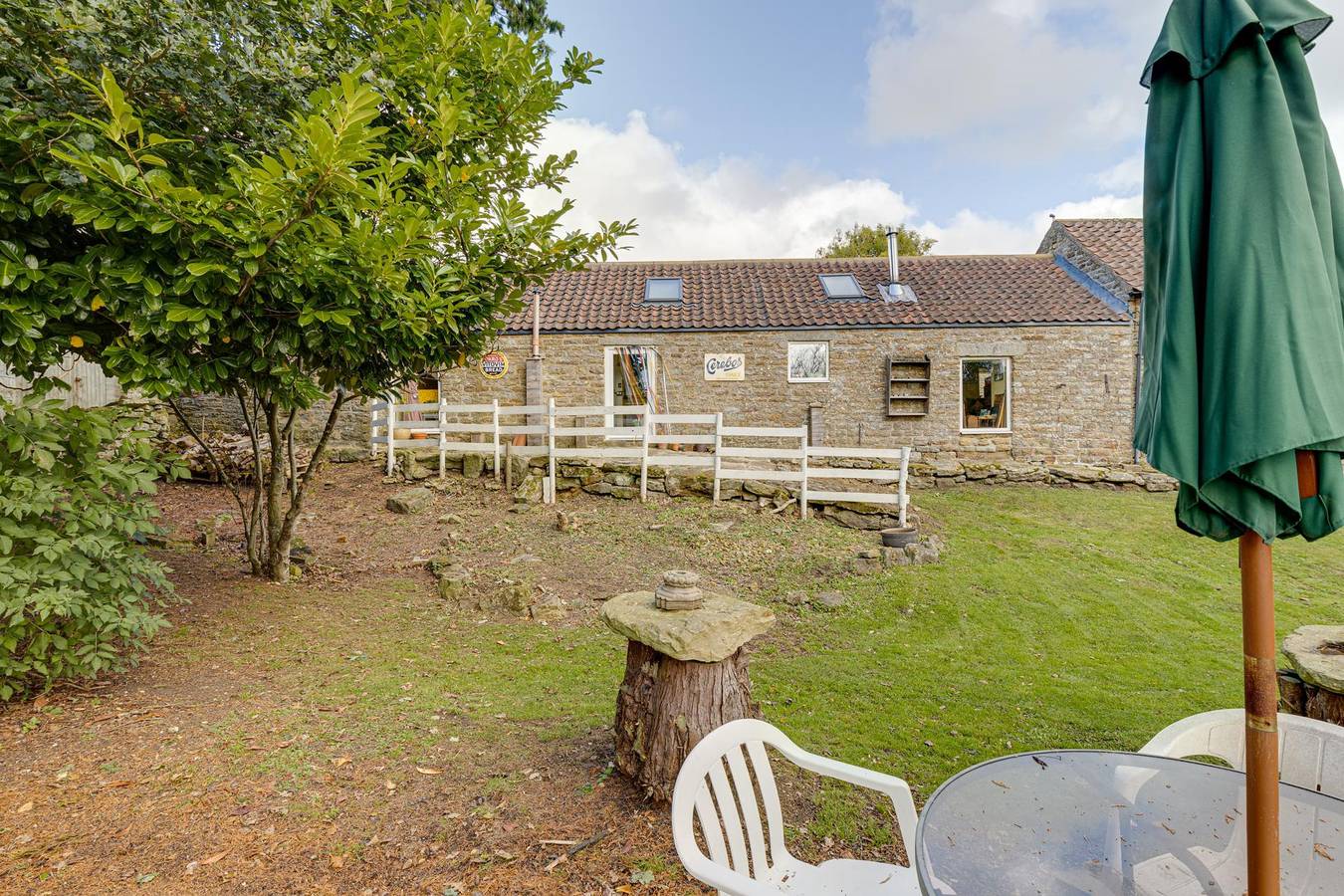 Family Country Cottage with a private Valley View in North York Moors National Park