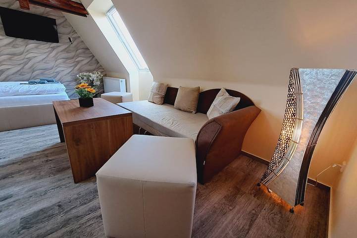 Wohnwagen für 3 Personen in Brandenburg - 3