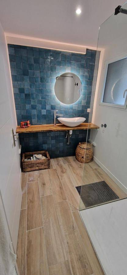 Location de vacances pour 4 personnes, avec jardin ainsi que piscine et jacuzzi à Monistrol-sur-Loire - 4