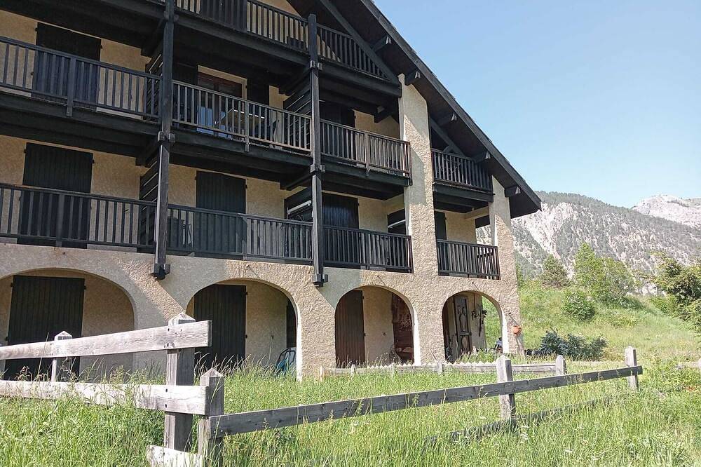 Entire apartment, Studio - Nevache in Névache, Briançon region