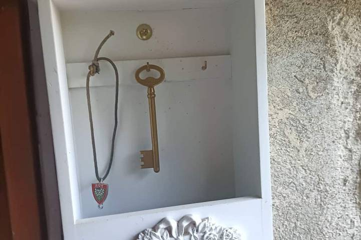 Gîte pour 5 personnes, avec piscine et jardin à Solliès-Toucas - 2