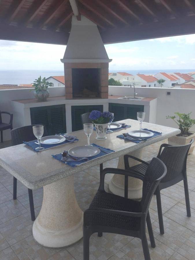 Bed and breakfast para 2 pessoas, com varanda e jardim e ainda vista na Ilha de São Miguel