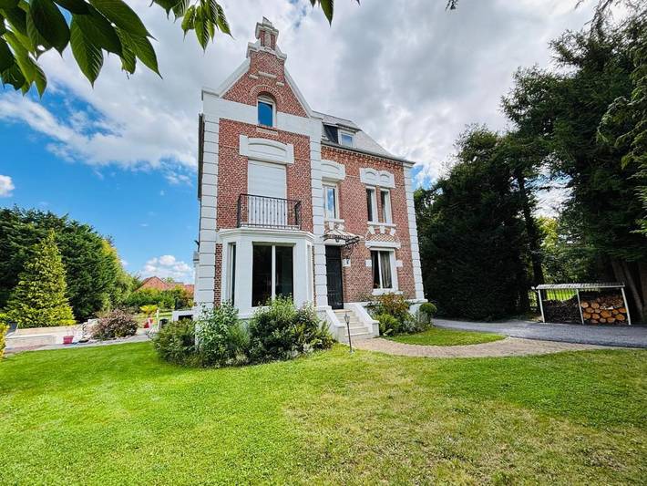 Location de vacances pour 8 personnes, avec piscine et jardin à Airaines - 4