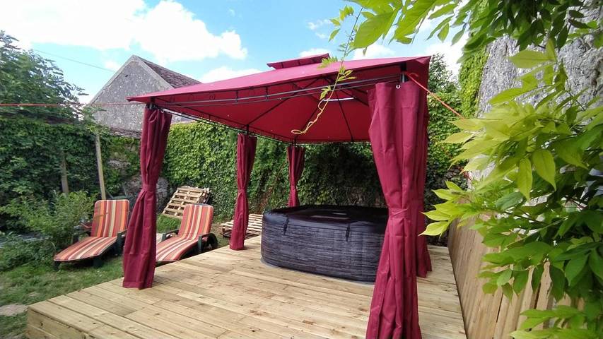 Location de vacances pour 4 personnes, avec jacuzzi et jardin à Flagy - 2