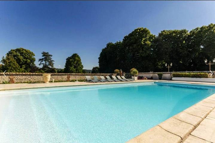 Maison de vacances pour 16 personnes, avec sauna et jardin ainsi que piscine et vue
